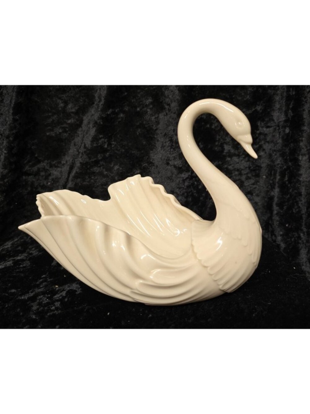 Elegant Ceramic Swan Figurine Bowl Ivory White Decorative Accent